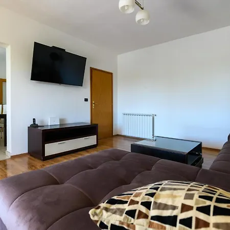 Cozy In With Wifi Сasa de vacaciones